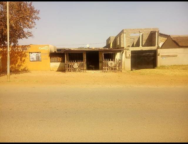 3 BEDROOM HOUSE FOR SALE IN DRIEZIEK